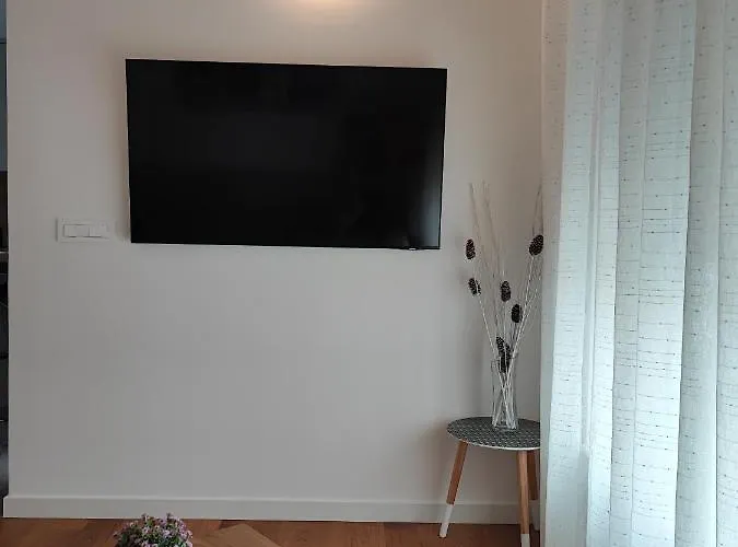 Lavanda شقة زادار