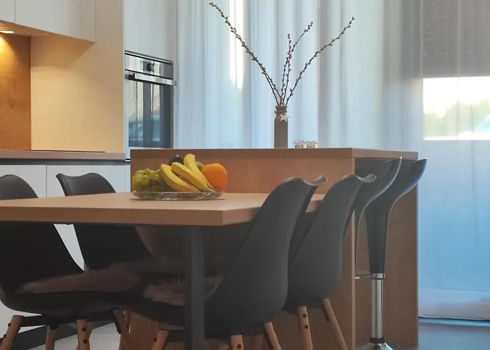 Lavanda شقة زادار